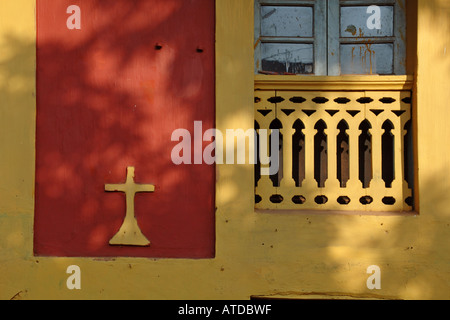 Portugiesische Kolonialarchitektur in Panaji, Goa, Indien Stockfoto