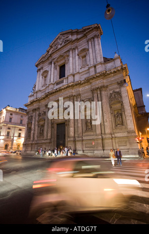 Della Valle-Basilika Sant in der Abenddämmerung, Rom Stockfoto