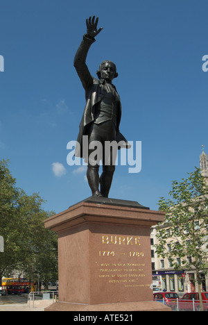 Bristol Centre Promenade Statue von Edmund Burke gewählt MP für Bristol 1774 Stockfoto