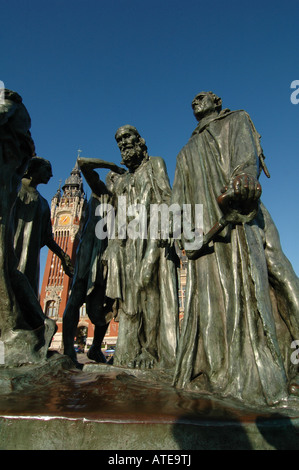 Rodin berühmte Bronzestatue sechs Bürger von Calais Rathaus Frankreich Stockfoto