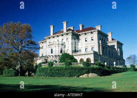 Breakers Mansion in Newport wurde im Jahre 1895 für Cornelius Vanderbilt II Enkel des Commodore Cornelius Vanderbilt abgeschlossen ich der reichste Mann in der amerikanischen Geschichte Stockfoto