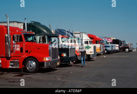 Truckstop / LKW-Umweltlehrgangs Stockfoto