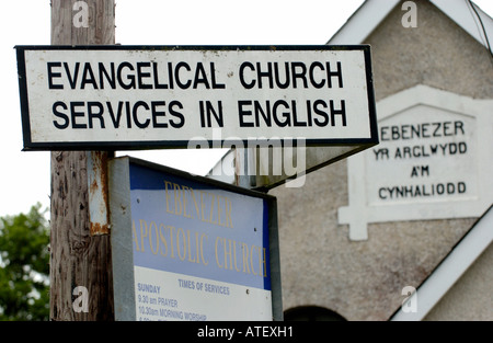 Evangelische Kirche Dienstleistungen auf Englisch an Ebenezer Neuapostolische Kirche in der Nähe von Talley Carmarthenshire West Wales UK Stockfoto