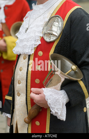 National Town Criers Championship Details Nahaufnahme des Kostüms Hastings East Sussex England 2006 2000er Jahre UK HOMER SYKES Stockfoto