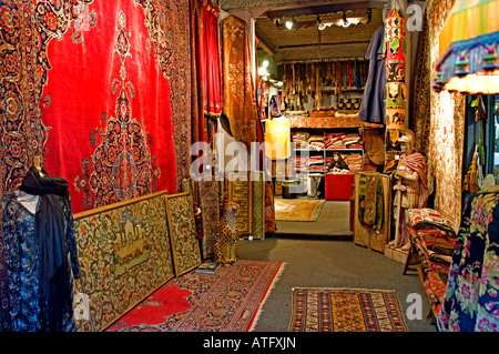 Marche Aux Puces de St. Quen floh Antiquitäten Markt Paris Porte de Clinancourt Stockfoto