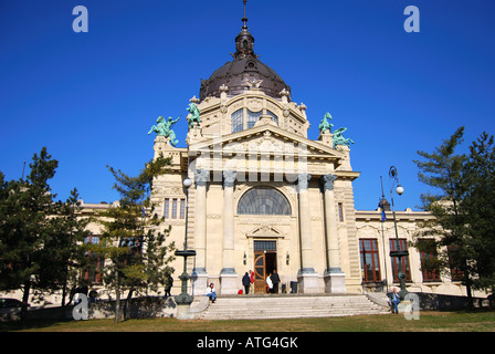 Eingang zum Szechenyi-Bad, Városliget, Pest, Budapest, Ungarn Stockfoto