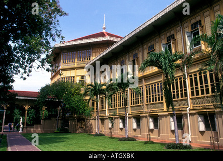 Vimanmek Palace Vimanmek Mansion ehemaligen königlichen Palast heute ein Museum in Dusit Dusit Gartenpalais Hauptstadt Bangkok Thailand Stockfoto