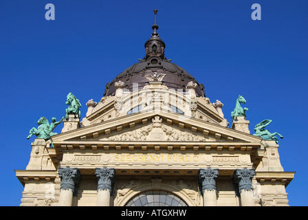 Eingang zum Szechenyi-Bad, Városliget, Pest, Budapest, Ungarn Stockfoto