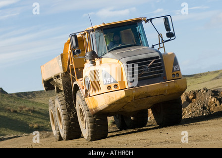 Volvo a25d Muldenkipper im Steinbruch Clee Hügel Stockfoto