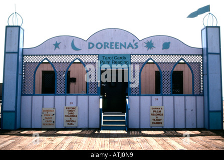 Die Wahrsagerin Kiosk am Pier, USA Stockfoto