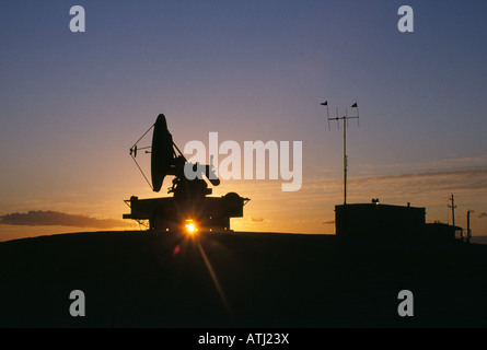 Ein United States Army mobile Radargerät bei Sonnenaufgang in der Wüste in White Sands Missile Range, New Mexico Stockfoto