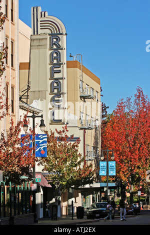 Das Rafael-Theater ist ein erkennbares Symbol in der Innenstadt von San Rafael, Kalifornien Stockfoto