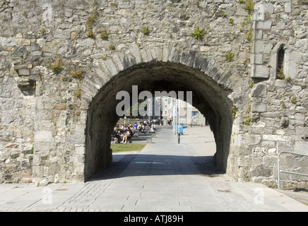 Spanish Arch Stadt Wände Galway City Co Galway Www Osheaphotography com Stockfoto