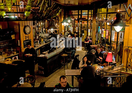 La Fourmi Cafe Bar Pub Paris Montmartre-Paris-Frankreich Stockfoto