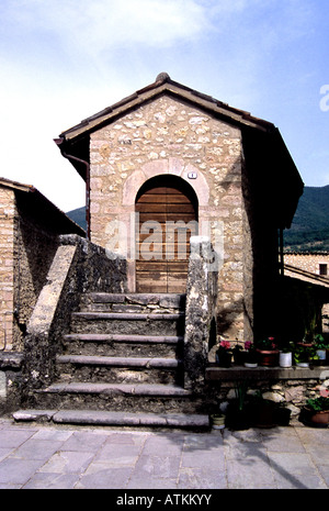 Italien - Vallo di Nera, Umbrien - wenig mittelalterlichen Steinhaus Stockfoto