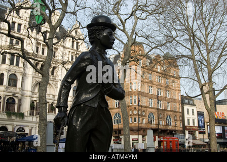 Charlie Chaplin-Statue in Leicester Square London England UK Stockfoto