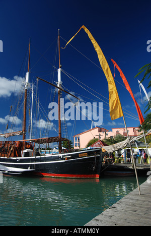 Boote in Redcliffe Quay, St. John's, Antigua, Karibik Stockfoto