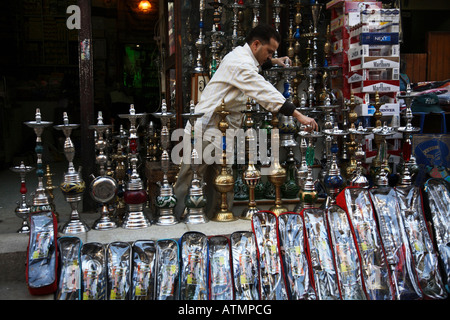 Ein Souvenirladen im Stadtteil Khan El-Khalil, Cairo. Stockfoto