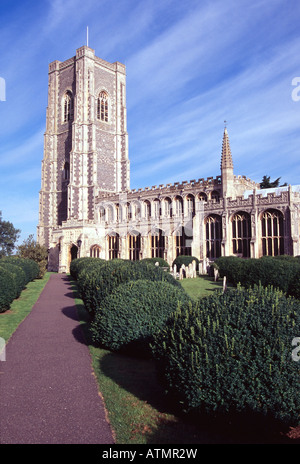 Lavenham ist ein mittelalterliches Dorf in Suffolk, England berühmt für seine beeindruckende fünfzehnten Jahrhundert Kirche Stockfoto