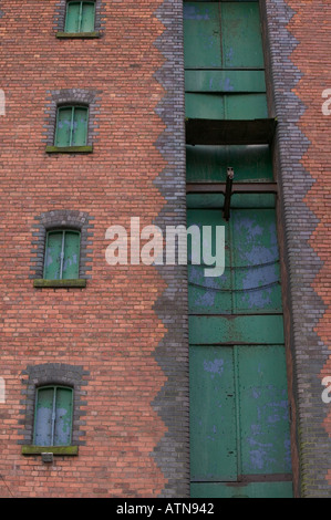 Verlassene Dock Lager Gebäude inliverpool Stockfoto