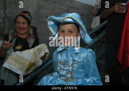 Mitglieder der Zigeuner feiern Festa de Sao Joao do Porto oder Festival von St. John in der Stadt Porto Nordportugal Stockfoto