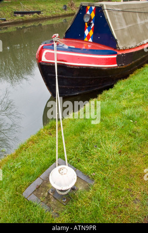 Festgemachten narrowboat Stockfoto