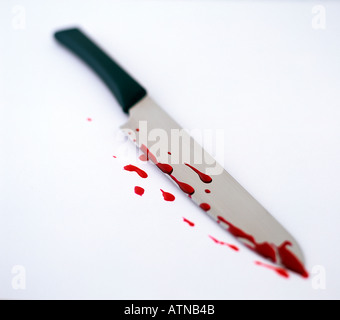 Messer-Blut am Messer Stockfoto