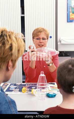 Anleitung für die Verwendung von eines Inhalators Stockfoto