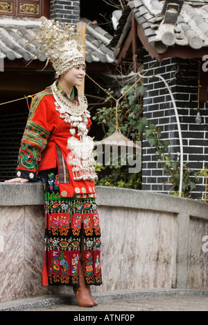 Miao Mädchen Portrait, Lijiang, Altstadt, Provinz Yunnan, China Stockfoto