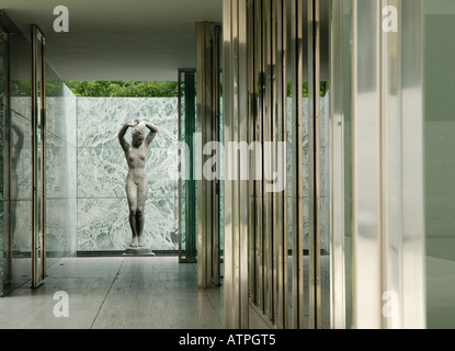 Innere des Mies van der Rohe-Pavillon in Barcelona. Stockfoto