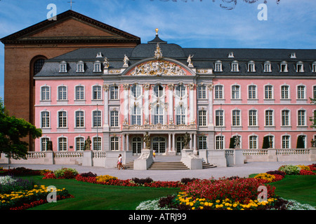 Kurfürstliches Schloss / Trier Stockfoto