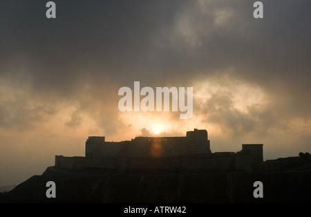 Sonnenaufgang hinter Crac des Chavaliers, Syrien, Naher Osten. DSC 6186 Stockfoto