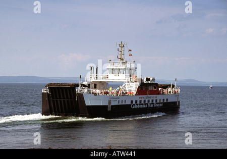 Cal Mac Ferry Loch Alainn verlassen Largs für Millport auf Great Cumbrae Insel Clyde-Mündung Schottland Stockfoto