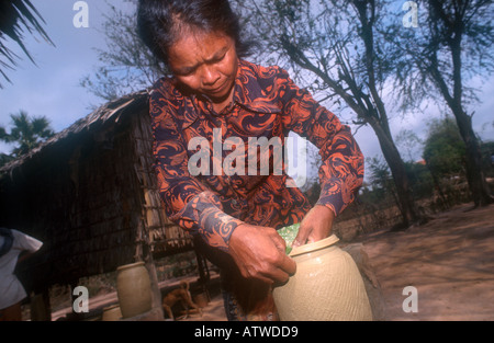 Machen Töpfe. Takeo. Kambodscha. Stockfoto