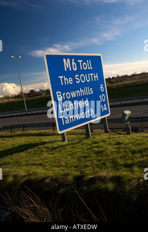 M6 Toll Road Sign Norton Stöcke Cannock Staffordshire England UK Stockfoto