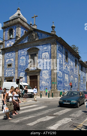 Azulejo bedeckt Kirche Capela Das Almas Porto Portugal Stockfoto