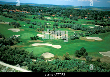 Luftaufnahme von Albarella Golfclub Albarella Insel Rosolina Veneto Italien Stockfoto