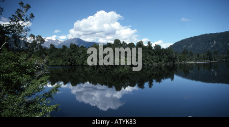 Lake Mapourika in der Nähe von Franz Josef auf der Südinsel Neuseelands Stockfoto