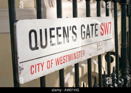 Queens Gate London SW7 Straßenschild Stockfoto