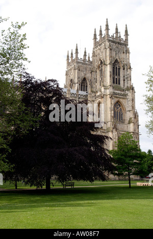 York Minster vom Dekanat Gärten Stockfoto