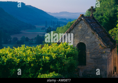 eine Kirche im Dordogne-Tal nr Baynac Perigord Region Frankreich Stockfoto