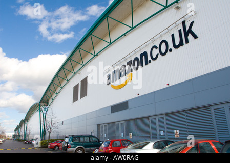 Weiten Blick über Amazon.co.uk Distribution Center Gebäude Stockfoto