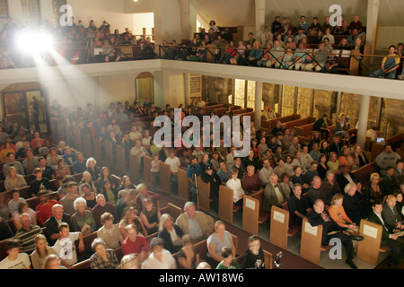 Wisconsin, WI, Upper Midwest, Rock County, Beloit, Beloit College, Schule, Campus, Eaton Chapel, Live-Performance, Unterhaltung, Konzert, Menge, Sitze, Besucher tr Stockfoto