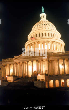 Kapitol in Washington D C in der Nacht Stockfoto