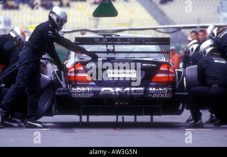 Jean Alesi, FRA, DTM, Mercedes CLK, Pit Stop, Ausbildung, Hockenheim, Deutschland, 2003 Stockfoto