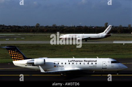 Lufthansa Regional Airlinner, Flughafen Düsseldorf, Deutschland. Stockfoto