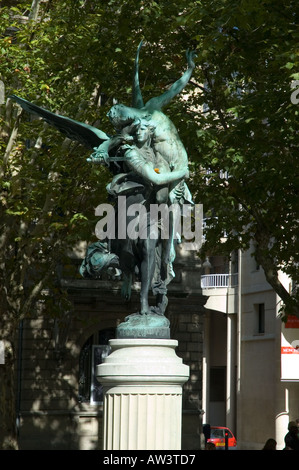 Bronzestatue Gloria et Victis, Place Jean Moulin, Bordeaux Gironde Frankreich Europa Stockfoto