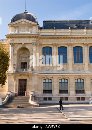 Jardin des Plantes, Paris - Le Grande Galerie de L'Evolution am Museum National d ' Histoire Naturelle Stockfoto