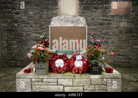 zum Gedenken an die Toten im Heu auf Wye als Teil des Reizes Mohn Mohnblumen Stockfoto