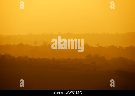 Sonnenuntergang über den schwarzen Bergen in den schwarzen Bergen-wales Stockfoto